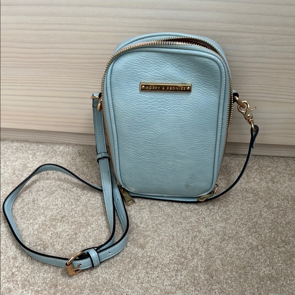 Poppy & Peonies Blue rambler with adjustable strap